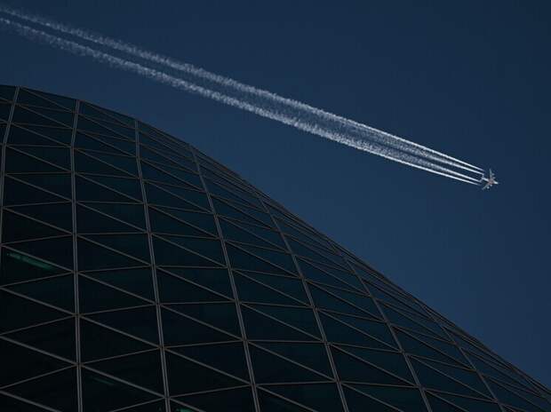 В Ла-Гуардиа произошёл смертельный инцидент — диспетчер разрешил выезд машины на полосу