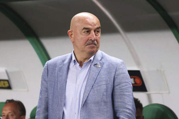 Черчесов заявил, что общается с Дзюбой