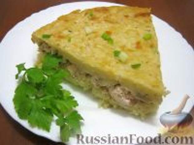 Фото к рецепту: Запеканка из вермишели с курицей и грибами