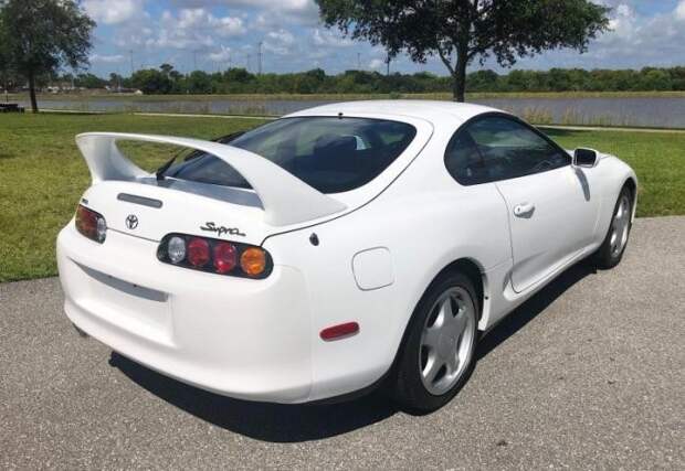Нетронутая Toyota Supra 1994 с минимальным пробегом