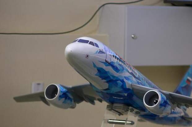 В трех московских аэропортах задержали или отменили более 60 рейсов из-за погоды