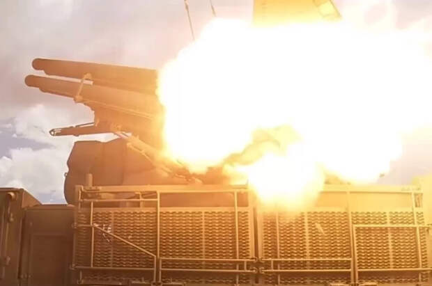 Силы ПВО ночью сбили над территорией РФ более 180 украинских БПЛА