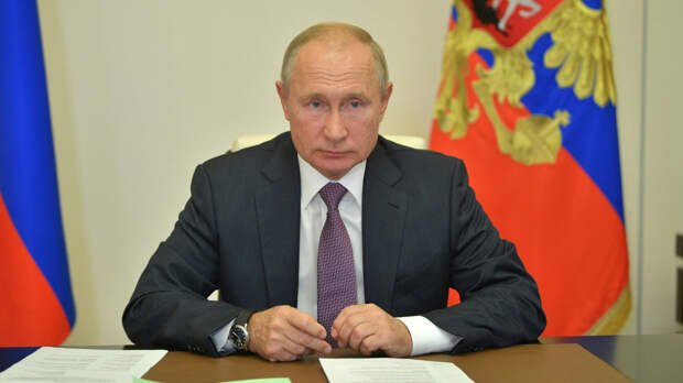 Путин предложил ввести выплаты для беременных в сложной финансовой ситуации