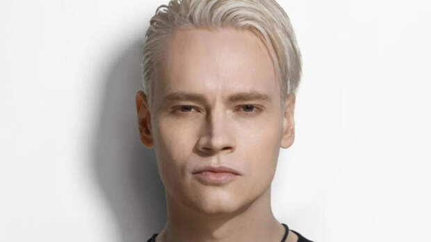 Shaman объяснил, почему не стыдится того, что лизнул лед Байкала