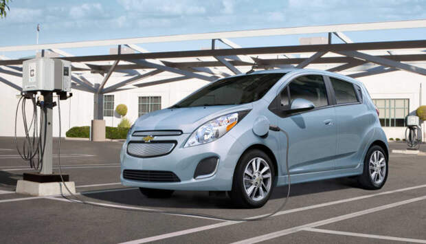Chevrolet Spark EV - автомобиль, очень похожий на игрушку.