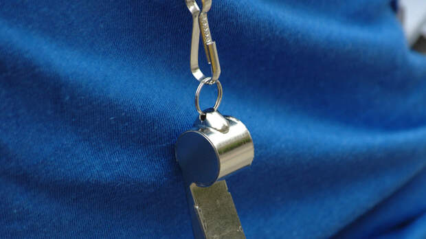 В Великобритании арбитра УЕФА подозревают в домогательствах несовершеннолетнего