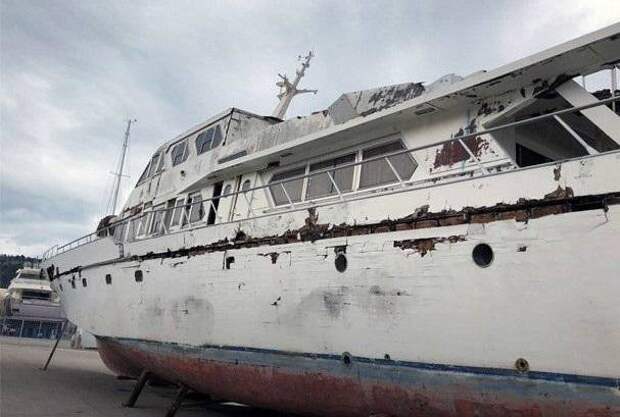 Сербский флот вдали от глади моря