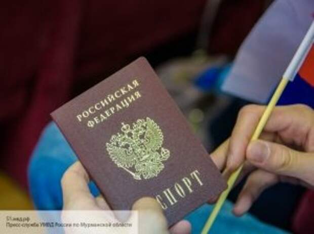 В России пригрозили ЕС жестким ответом на непризнание паспортов РФ для жителей Донбасса