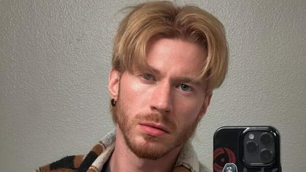 Расставшийся с женой Пресняков показал свою новую подружку — ничего общего с прежней