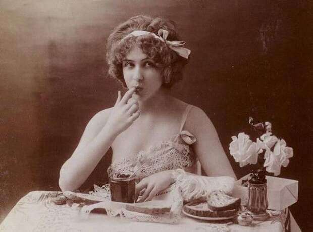 Как выглядела эpoтикa 100 лет назад (современная реклама куда развратнее) девушки эдвардианской эпохи эдвардианская эпоха девушки