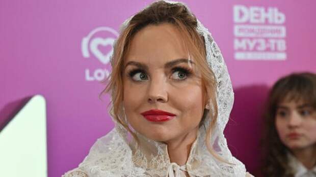 Певица МакSим объявила со сцены пол ребенка: «Будет мальчик!»