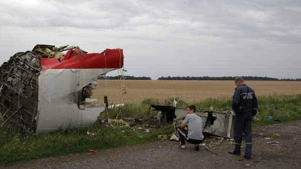 Премьер Малайзии раскритиковал следствие по MH17 за попытку обвинить РФ