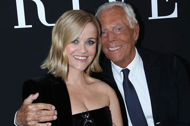 Неделя высокой моды в Париже: Риз Уизерспун, Жюльетт Бинош и другие на показе Armani Prive