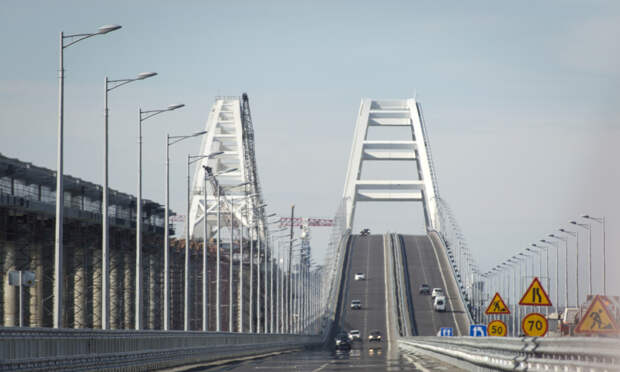 "Будет подобран критический момент": Киев готовится обрушить на Крымский мост "адский дождь" – The Sun