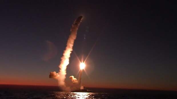РВ: ВМФ наносит новый ракетный удар по Украине с Черного моря