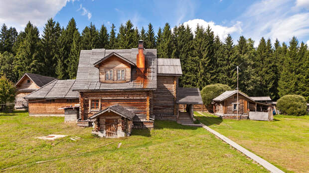 Самое необычное жилье для съема в России (ФОТО)