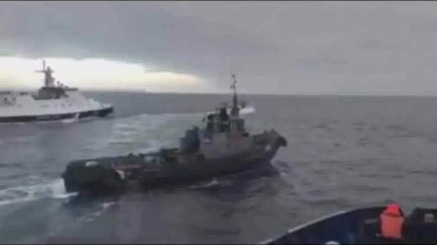 Киев готовит проход военных кораблей через Керченский пролив