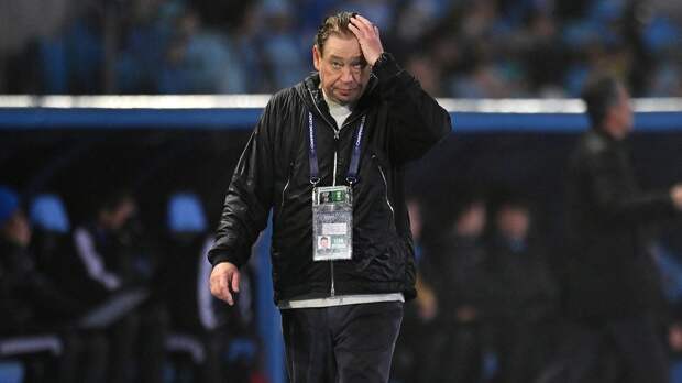 «Шанхай Шэньхуа» Слуцкого лишен 10 очков на старте сезона в Китае