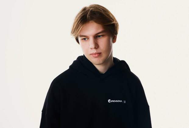 Американский певец обвинил российского артиста в краже и обмане