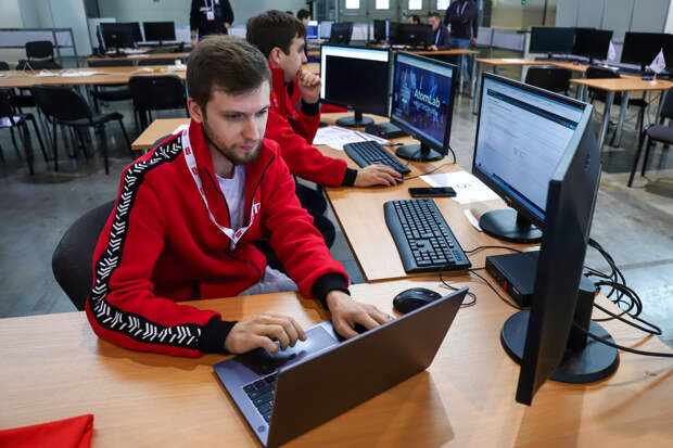 Россиянам напомнили о четырехдневной рабочей неделе в феврале