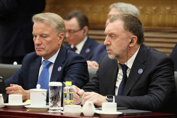 «Сменить политический режим и договориться с Трампом», – полковник о тайных мыслях олигархов