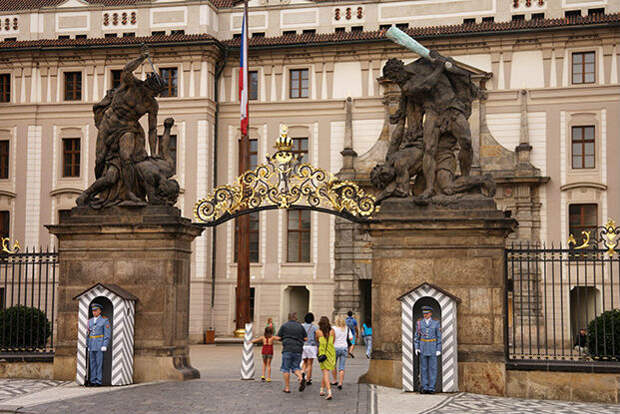 ворота Праги