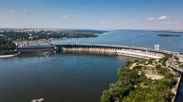 Украина начала массовый сброс воды из всех шлюзов на ДнепроГЭС