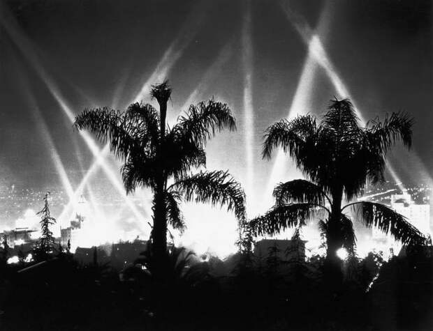 Hollywood by night, 1930.