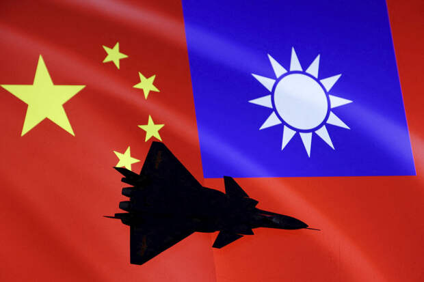 Минобороны Тайваня за сутки отследило 23 самолета армии КНР вблизи острова