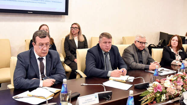 В Барнауле выработали подход к решению проблемы бездомных животных / Фото: barnaul.org