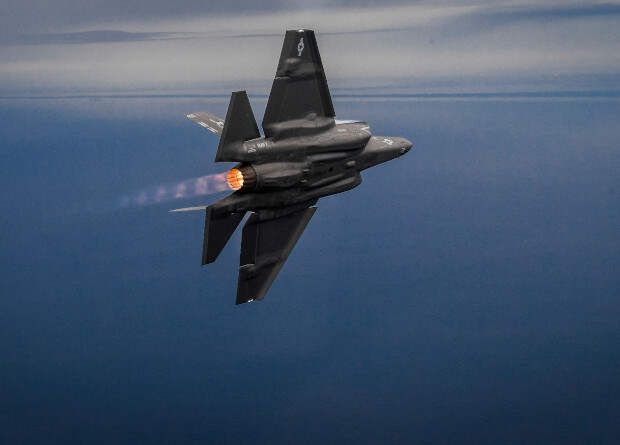 ВМС США приняли истребители F-35 на вооружение