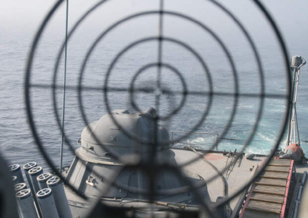 Экипаж корвета «Гремящий» Тихоокеанского флота отразил атаку беспилотного летательного аппарата в пункте базирования