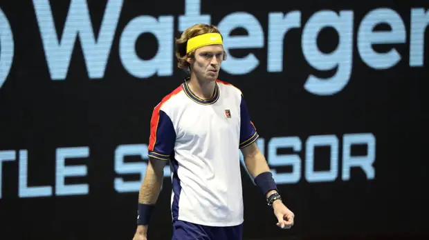 Рублёв пробился в 1/4 финала теннисного турнира в Белграде