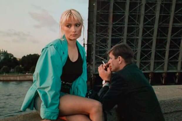 Кадр из фильма *Гений*, 1991 | Фото: kino-teatr.ru Кадр из фильма *Гений*, 1991 | Фото: kino-teatr.ru