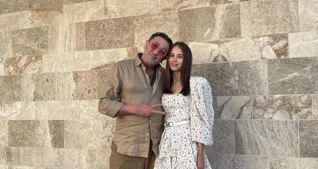 19-летняя Аврора Киба подтвердила расставание с 63-летним Григорием Лепсом