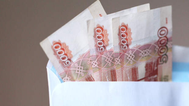 Россиянам назвали профессии с пересмотром доплаты четыре раза в год