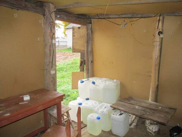 Под Смоленском в деревне ликвидировали нарколабораторию