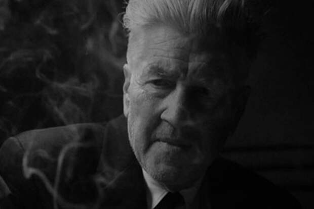 Дэвид Линч допрашивает говорящую обезьянку, которую подозревают в убийстве. На Netflix вышел короткометражный фильм нуар режиссера