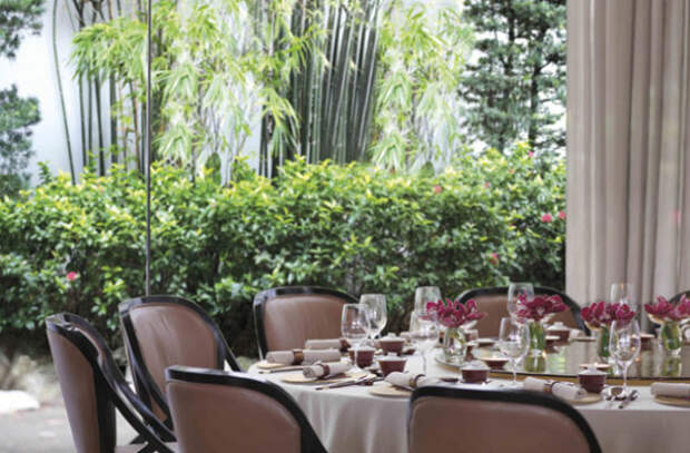 Отель Ritz-Carlton, Сингапур