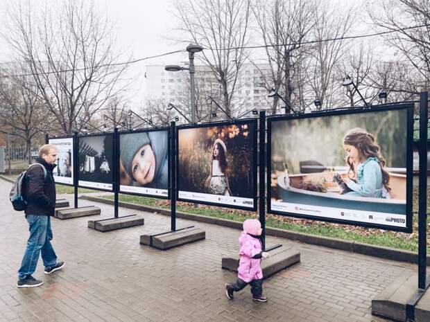 В Лианозовском парке открылась выставка семейной фотографии Фото: пресс-служба Лианозовского парка