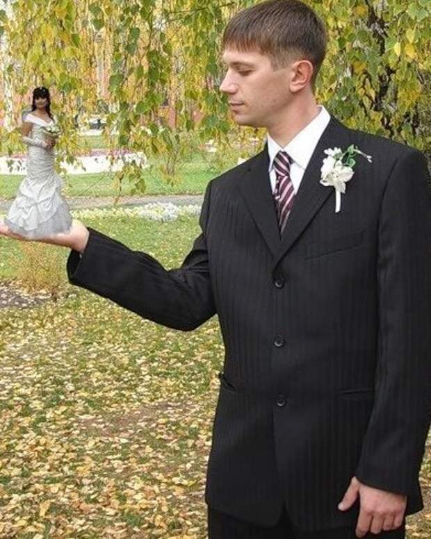 А давай сфоткаем, будто тебя на руке держат! А давай сфоткаем, будто тебя на руке держат!