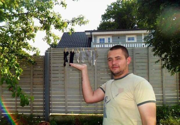А давай сфоткаем, будто тебя на руке держат! А давай сфоткаем, будто тебя на руке держат!