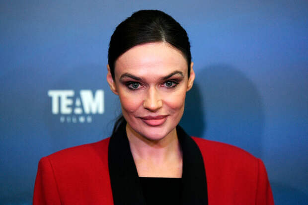 «Это очень горячо!»: Алена Водонаева взбудоражила Сеть пикантными фото