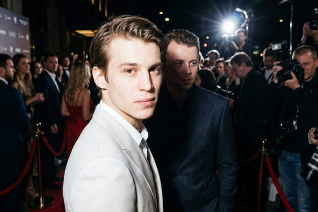 Скандал в киномире: психолог Вероника Степанова объявила войну звездным династиям