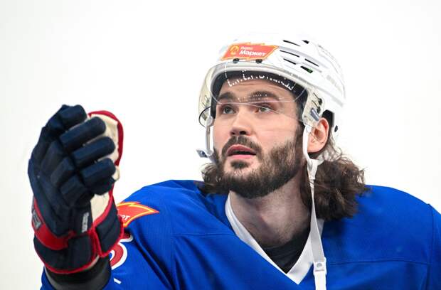 Российского хоккеиста признали первой звездой дня в НХЛ