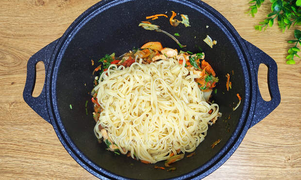 Один раз попробовала в гостях "Гуйру цомян" и сразу записала рецепт, очень вкусное и необычное блюдо