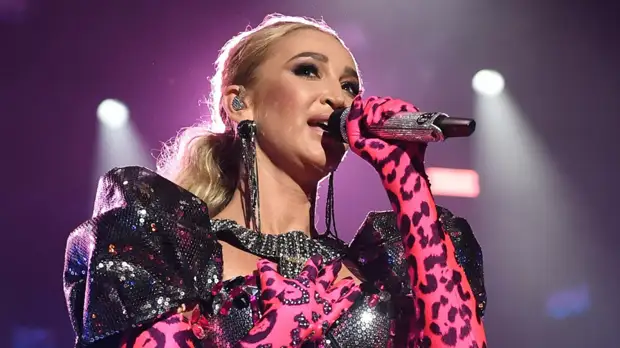 Ольга Бузова назвала самую дорогую песню в своей карьере