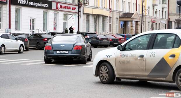 Поворачиваем налево без ДТП: 7 серьезных ошибок