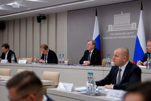 Поляков принял участие в совещании о строительстве ВСМ