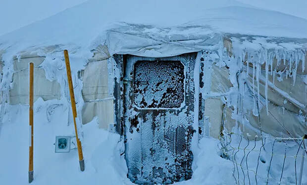 Полярник раскрыл, как работают туалеты в Антарктиде: здесь нет воды и смыва